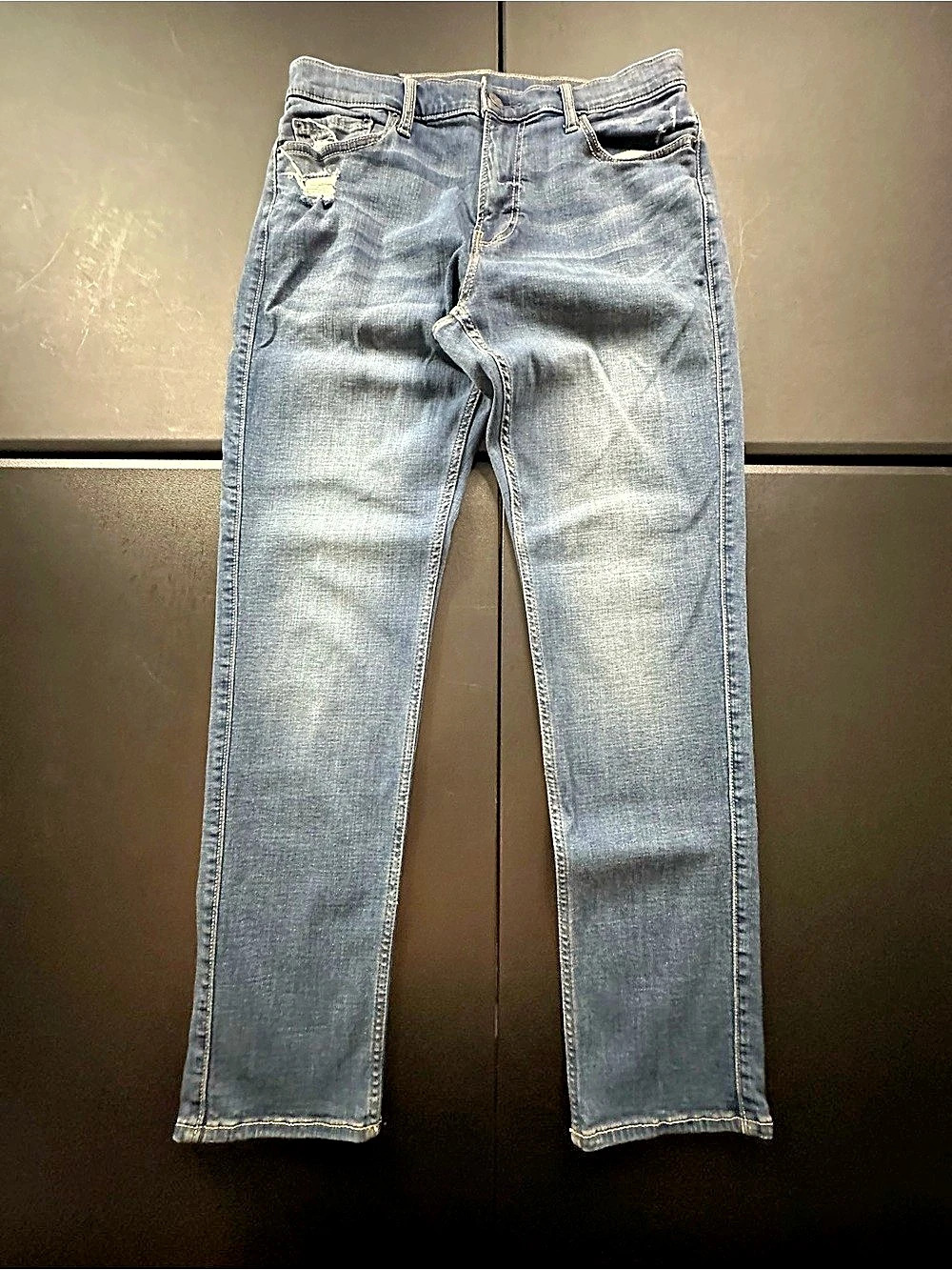 Hollister Co. Classic Taper Denim Jeans Size 34x32